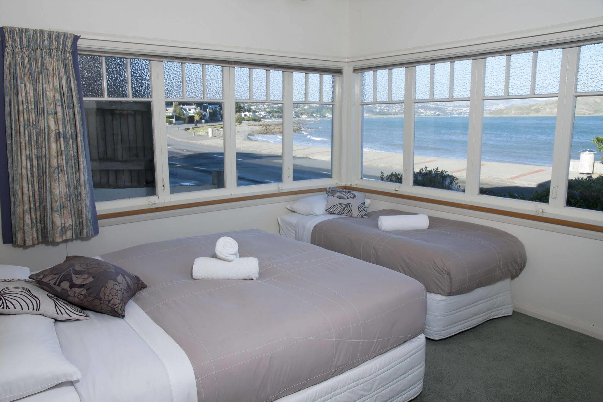 Moana Lodge Plimmerton Extérieur photo