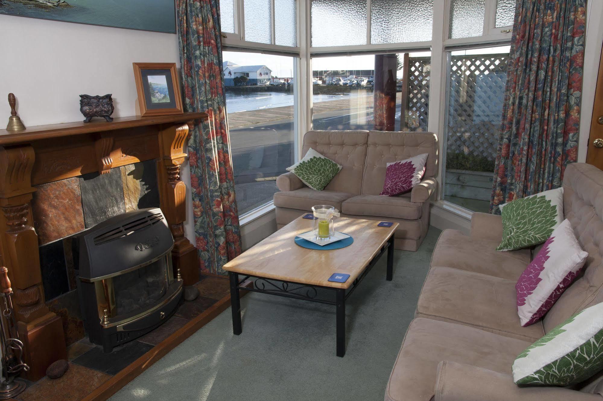 Moana Lodge Plimmerton Extérieur photo